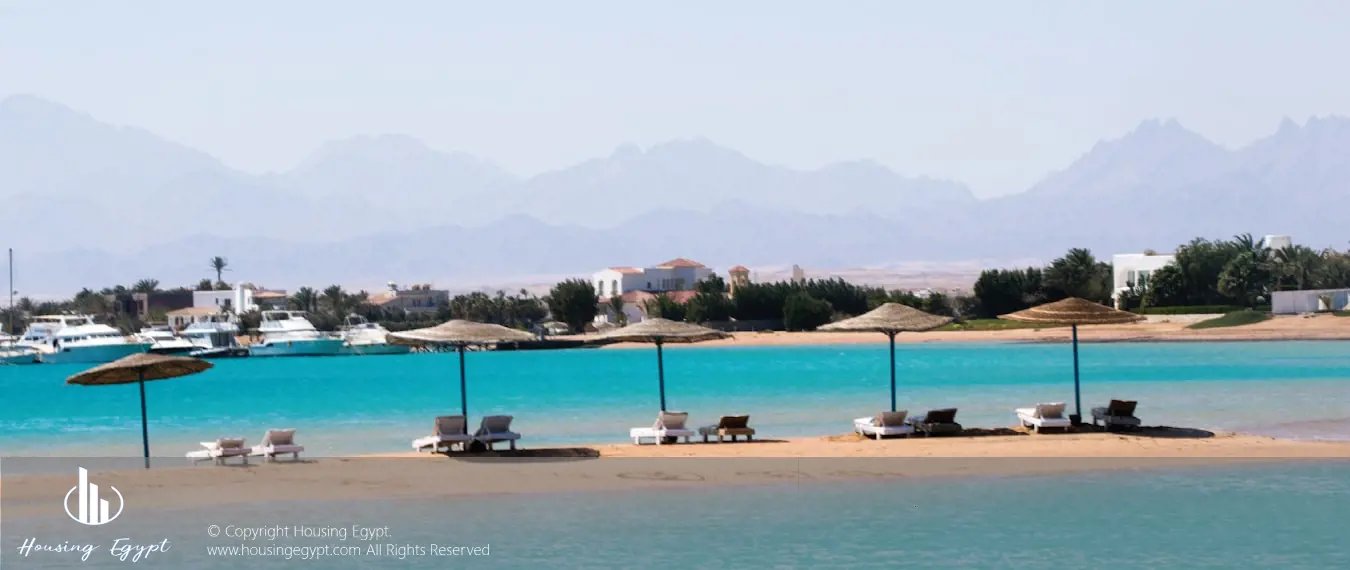 Al Ahyaa Beachfront Chalet