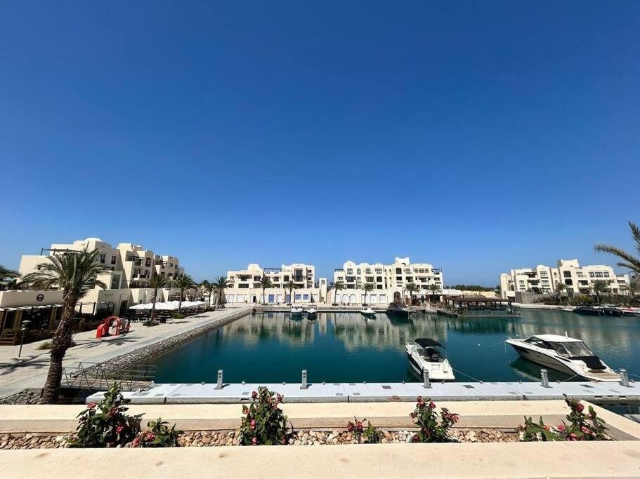 Fanadir Shores