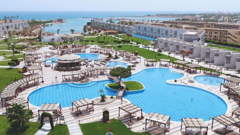 Holidays Resort